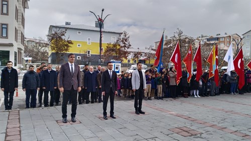 24 KASIM ÖĞRETMENLER GÜNÜ İLÇEMİZDE COŞKUYLA KUTLANDI.