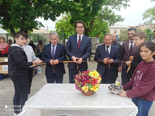 Aşkale İnklap Ortaokulunun Sergi ve Kermes Etkinliği